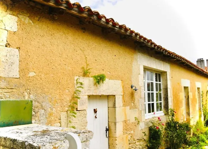 As Seen On A New Life In The Sun - Beautiful 3 Bedroom With Shared Pool Casa de Férias