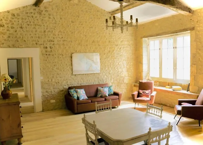 As Seen On A New Life In The Sun - Beautiful 3 Bedroom With Shared Pool Casa de Férias