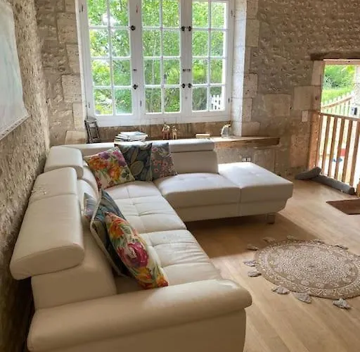 As Seen On A New Life In The Sun - Beautiful 3 Bedroom With Shared Pool * Montboyer